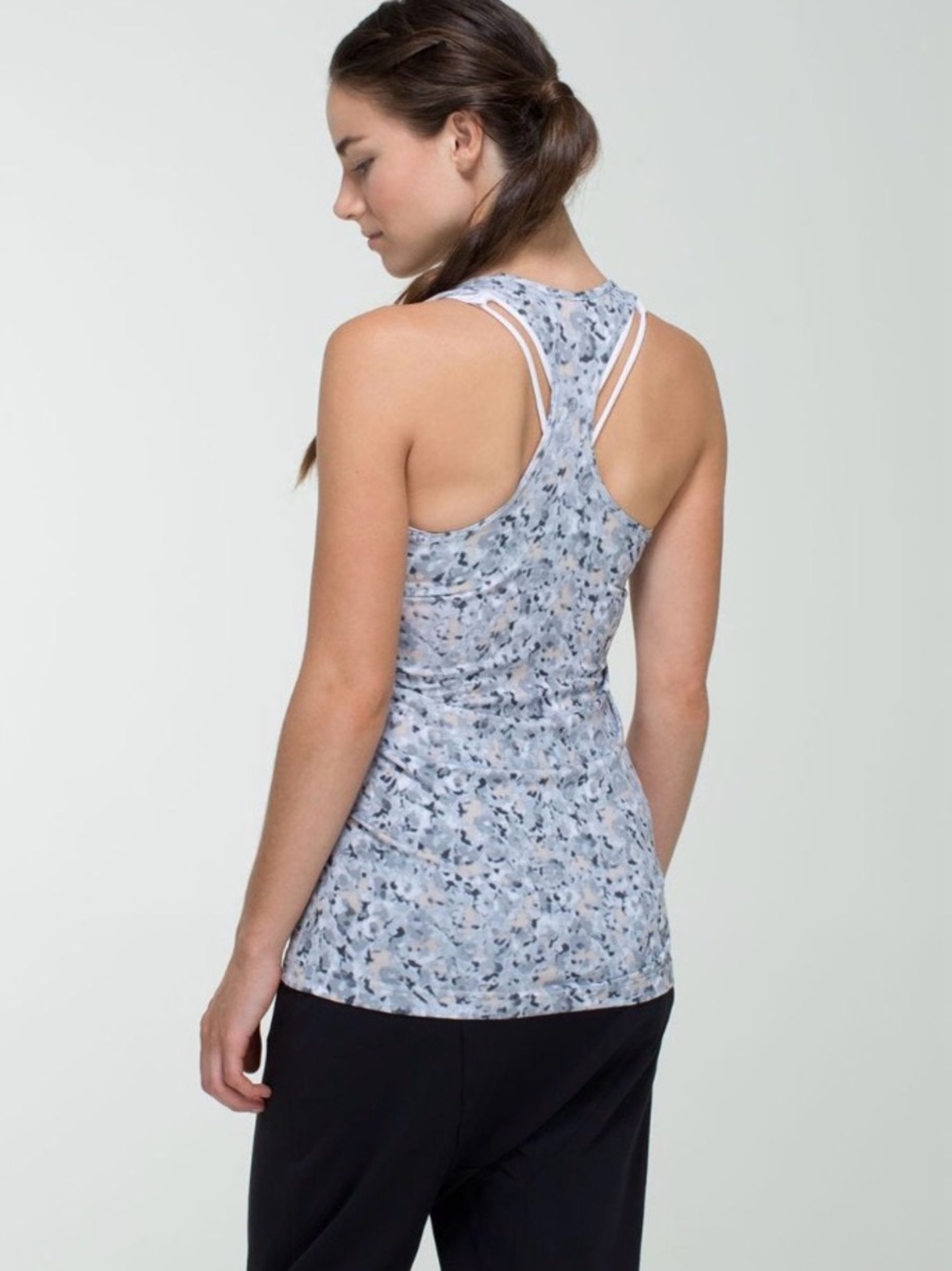 Lululemon Cool Racerback Tank Top
Not So Petite Fleur Silver Spoon Size 4/6